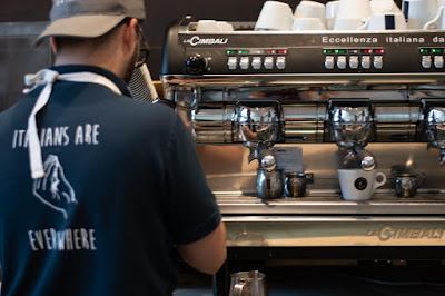 How Starbucks Is Ruining Italian Coffee Culture - Unlike Eataly