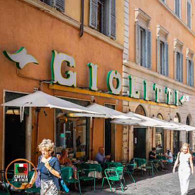 Caffe Giolitti In Rome - Outside