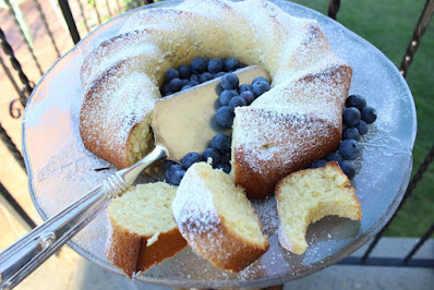 coffee quiz with Flavor of Italy -Ciambellone Breakfast Pound Cake