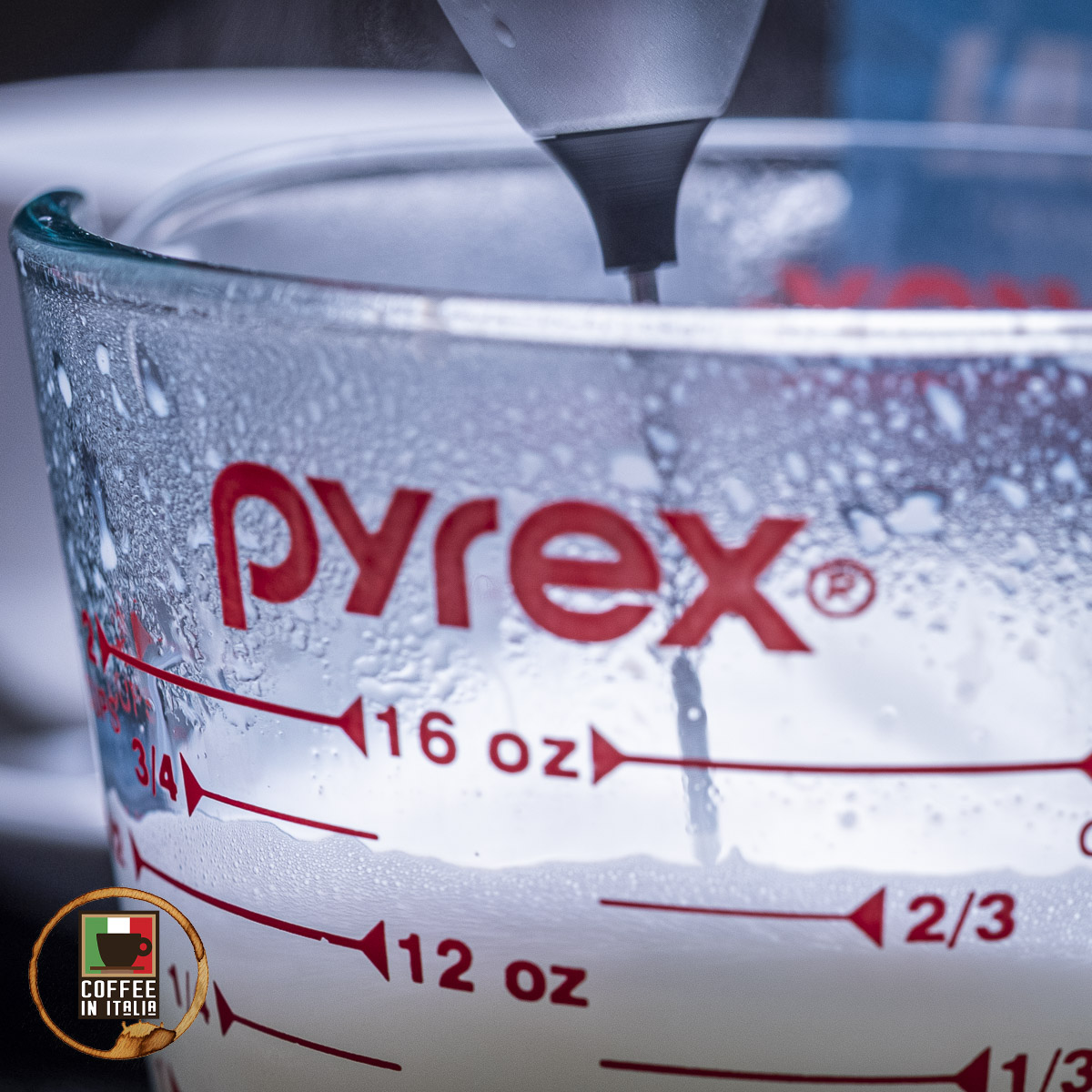 Cappuccino Recipe - Foaming with Mini-Whisk