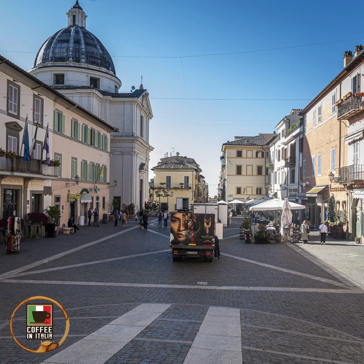 Coffee In Castel Gandolfo - Piazza della Libertà